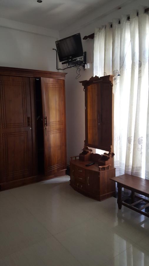 Lokuge Grand Resort Kataragama Ngoại thất bức ảnh