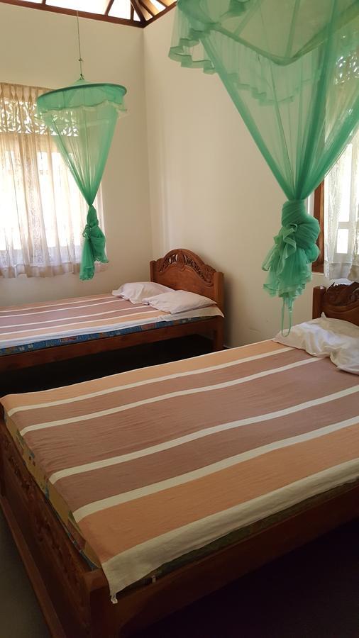 Lokuge Grand Resort Kataragama Ngoại thất bức ảnh